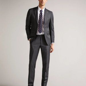 Ted Baker of London Endurance Men’s Sz 38s Charcoal Grey 100% Wool 2 button Suit